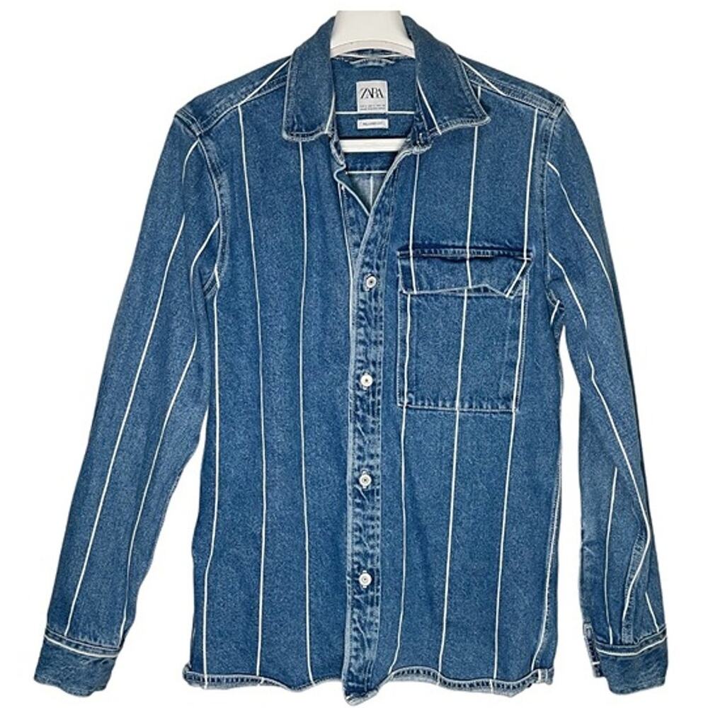 ZARA Relaxed Fit Denim Shirt Striped Blue Button Up Top Women's Size S USED